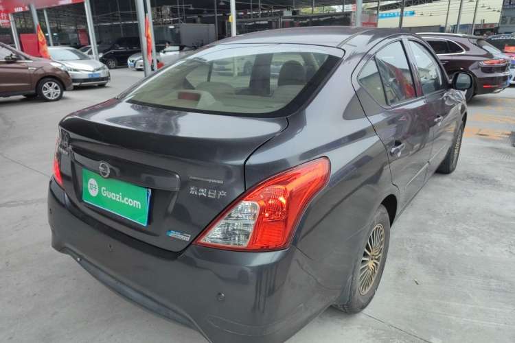 Used Nissan Sunny 2014 1.5XE CVT Elite Edition Exterior 5