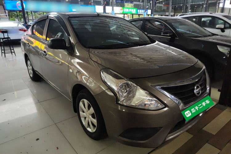 Used Nissan Sunny 2014 1.5XE CVT Elite Edition Front Right 45 Deg