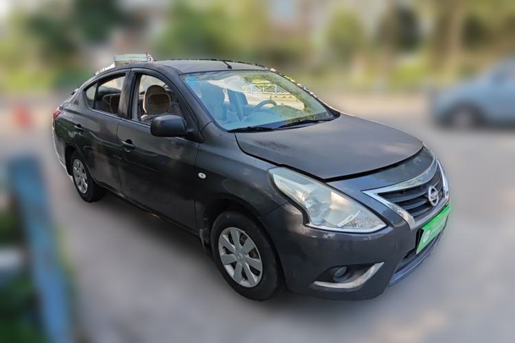 Used Nissan Sunny 2014 1.5XE Manual Comfort Edition Front Right 45 Deg