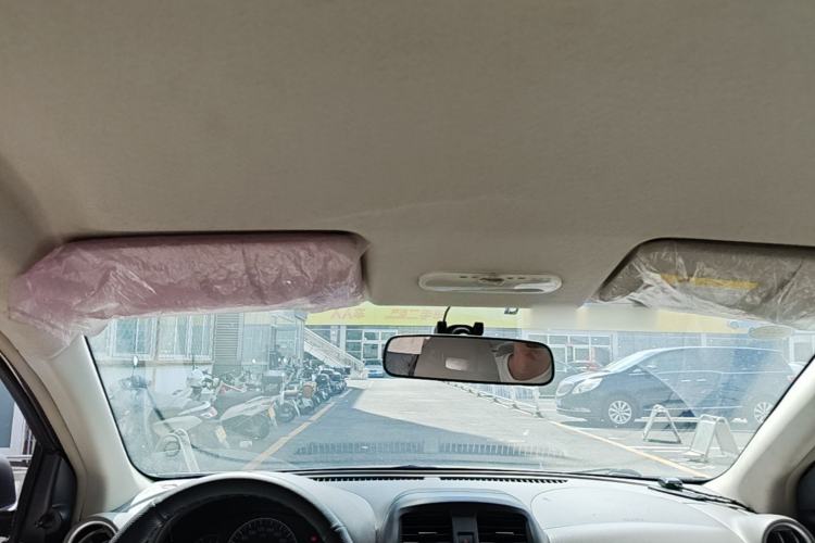 Used Nissan Sunny 2014 1.5XE CVT Comfort Edition Headliner