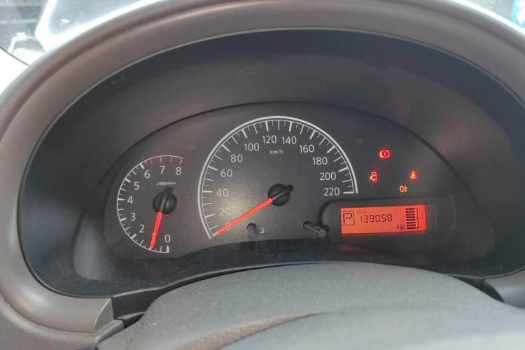 Used Nissan Sunny 2014 1.5XE CVT Elite Edition Instrument Cluster