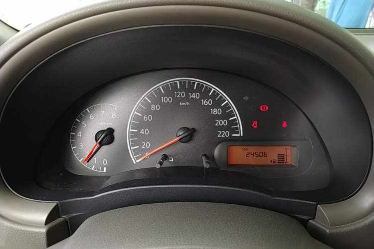 Used Nissan Sunny 2014 1.5XE Manual Elite Edition Instrument Cluster