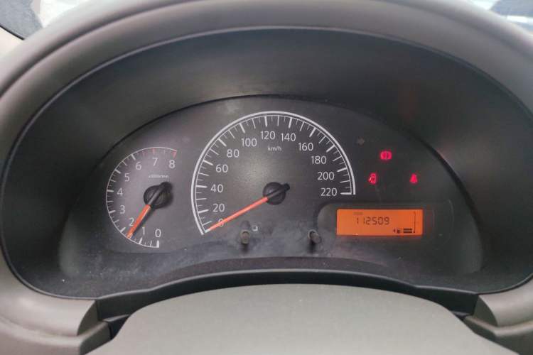 Used Nissan Sunny 2014 1.5XE Manual Comfort Edition Instrument Cluster