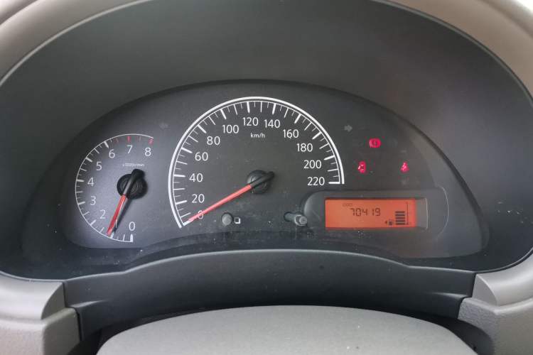 Used Nissan Sunny 2014 1.5XE Manual Elite Edition Instrument Cluster