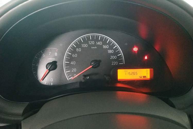 Used Nissan Sunny 2014 1.5XE Manual Comfort Edition Instrument Cluster