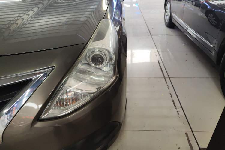 Used Nissan Sunny 2014 1.5XE CVT Elite Edition Left Front Headlight