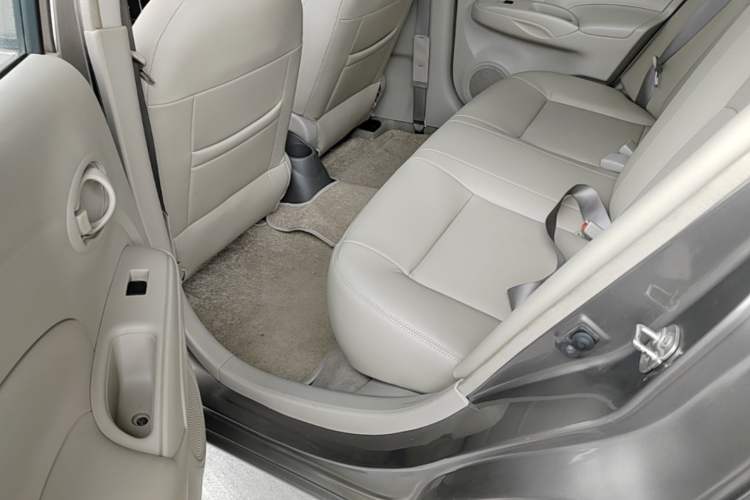 Used Nissan Sunny 2014 1.5XE CVT Comfort Edition Left Rear Seat