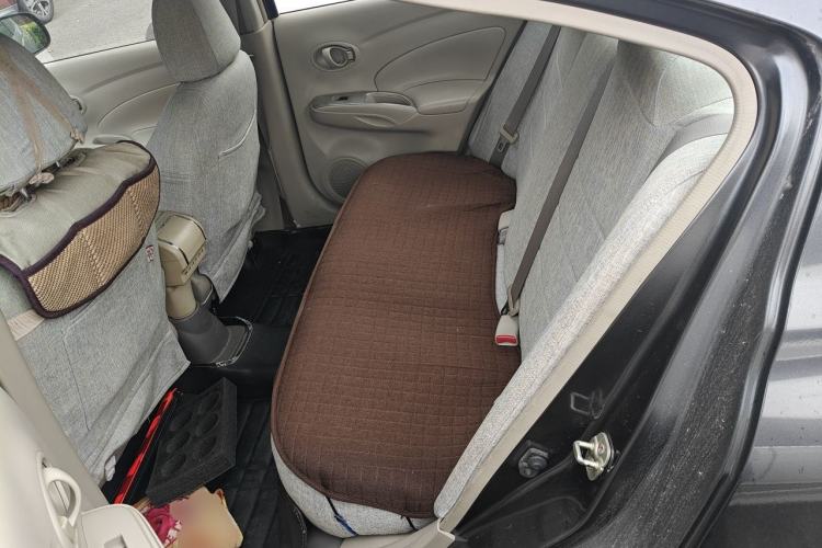 Used Nissan Sunny 2014 1.5XE CVT Elite Edition Left Rear Seat