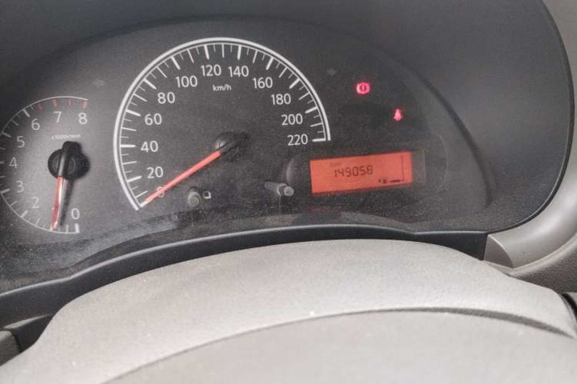 Used Nissan Sunny 2014 1.5XE Manual Comfort Edition Odometer Close Up