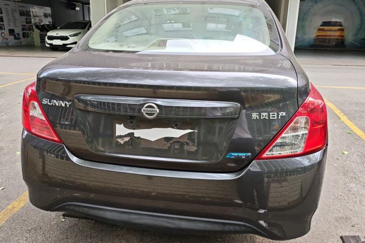 Used Nissan Sunny 2014 1.5XE Manual Comfort Edition Rear