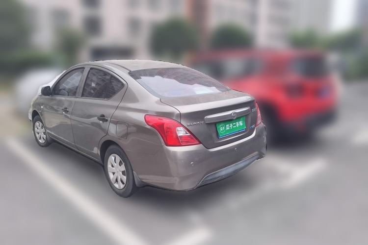 Used Nissan Sunny 2014 1.5XE Manual Elite Edition Rear Left 45 Deg