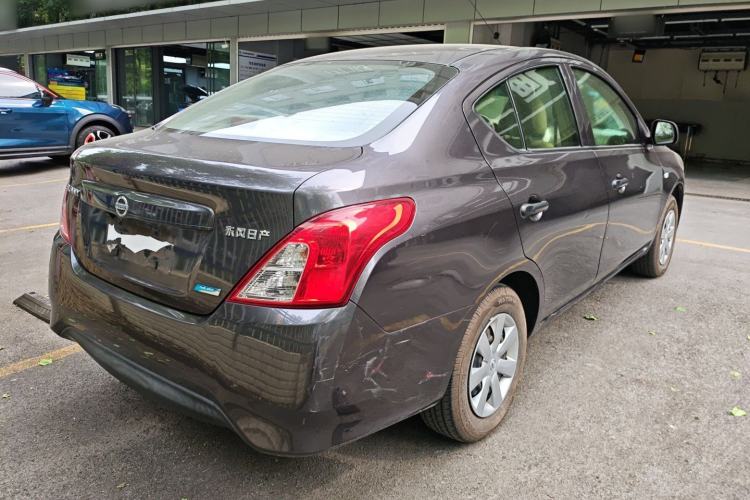 Used Nissan Sunny 2014 1.5XE Manual Comfort Edition Rear Right 45 Deg