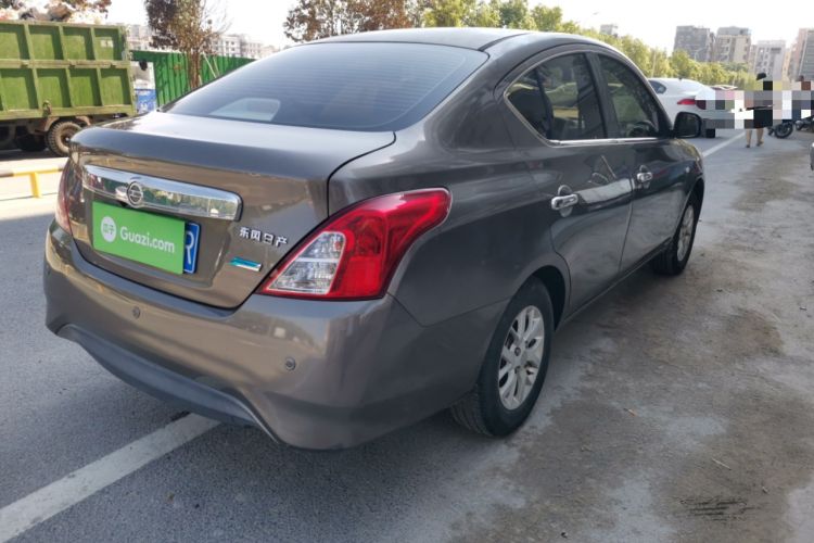Used Nissan Sunny 2014 1.5XE Manual Elite Edition Rear Right 45 Deg
