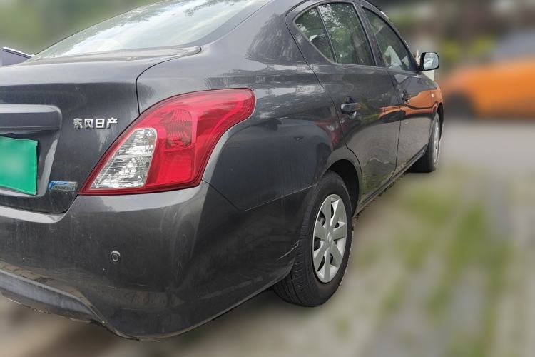 Used Nissan Sunny 2014 1.5XE CVT Elite Edition Rear Right 45 Deg
