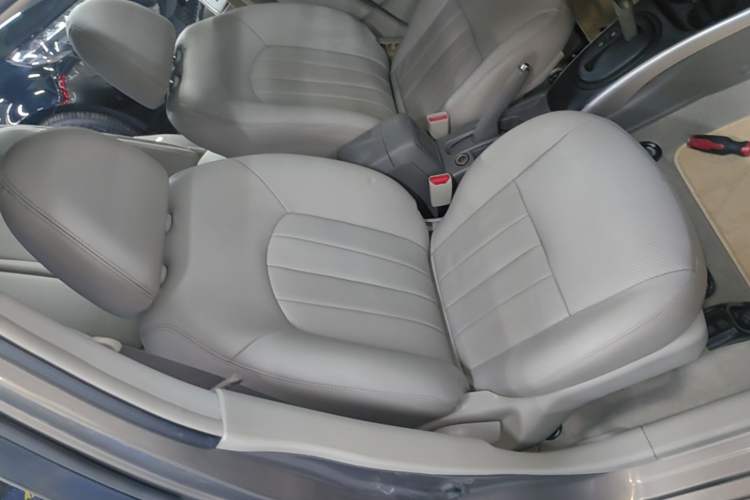 Used Nissan Sunny 2014 1.5XV CVT Prestige Edition Right Front Seat