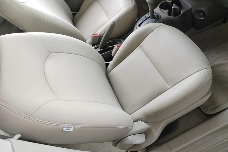 Used Nissan Sunny 2014 1.5XE CVT Comfort Edition Right Front Seat