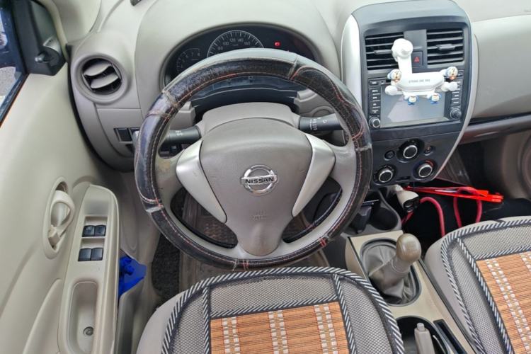 Used Nissan Sunny 2014 1.5XE Manual Comfort Edition Steering Wheel