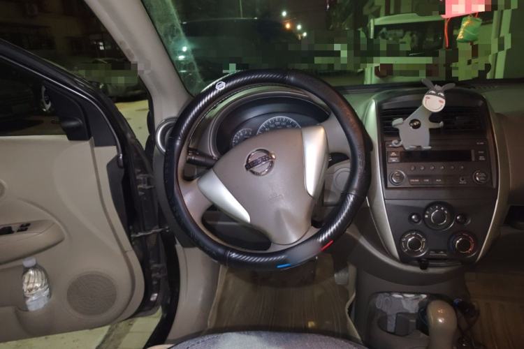Used Nissan Sunny 2014 1.5XE Manual Comfort Edition Steering Wheel
