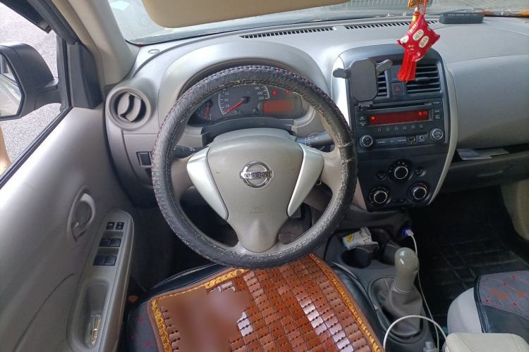 Used Nissan Sunny 2014 1.5XE Manual Elite Edition Steering Wheel