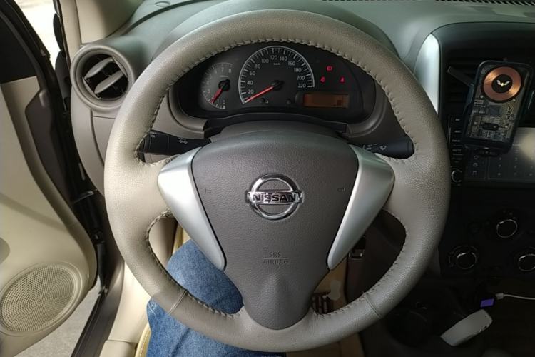 Used Nissan Sunny 2014 1.5XE Manual Elite Edition Steering Wheel