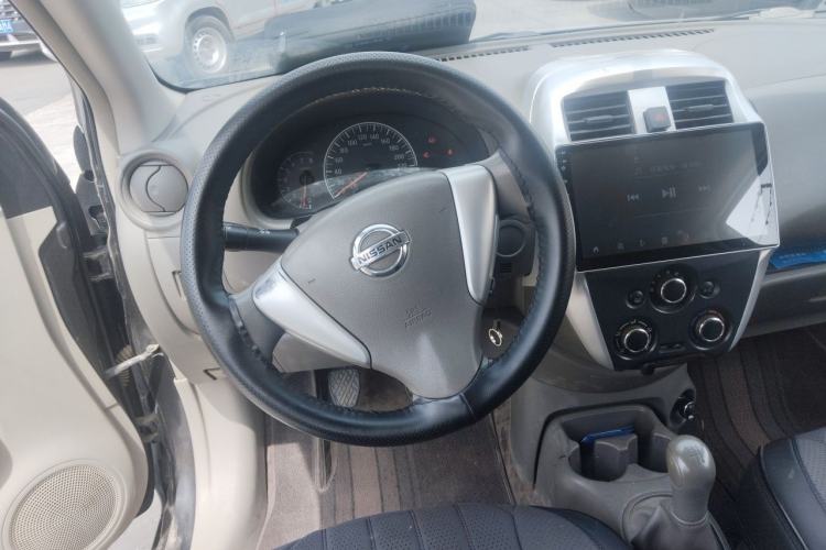 Used Nissan Sunny 2014 1.5XE Manual Elite Edition Steering Wheel