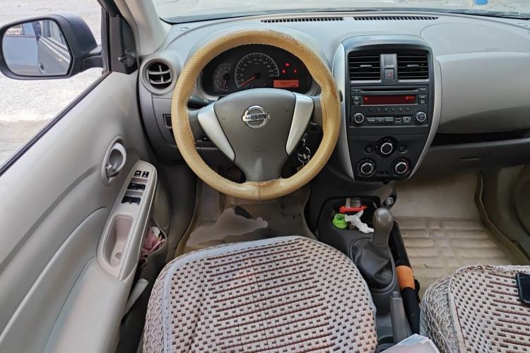 Used Nissan Sunny 2014 1.5XE Manual Comfort Edition Steering Wheel