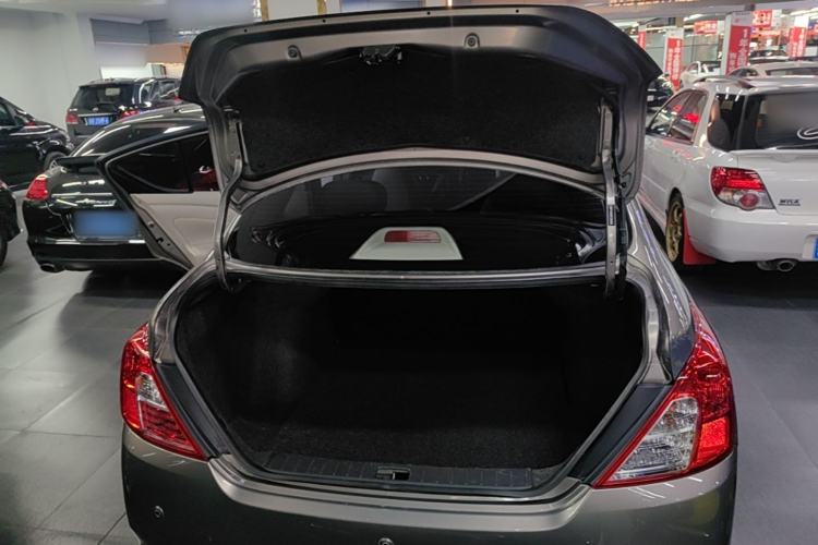 Used Nissan Sunny 2014 1.5XV CVT Prestige Edition Trunk