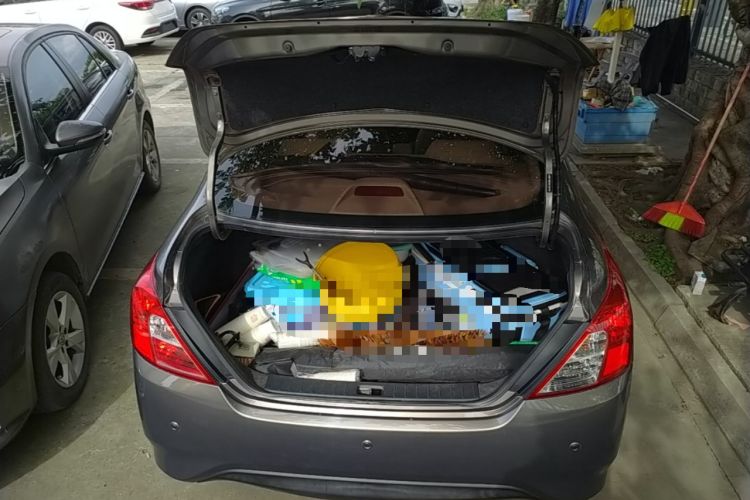 Used Nissan Sunny 2014 1.5XE Manual Elite Edition Trunk