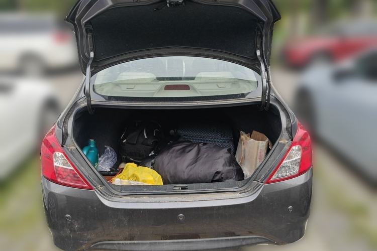 Used Nissan Sunny 2014 1.5XE CVT Elite Edition Trunk
