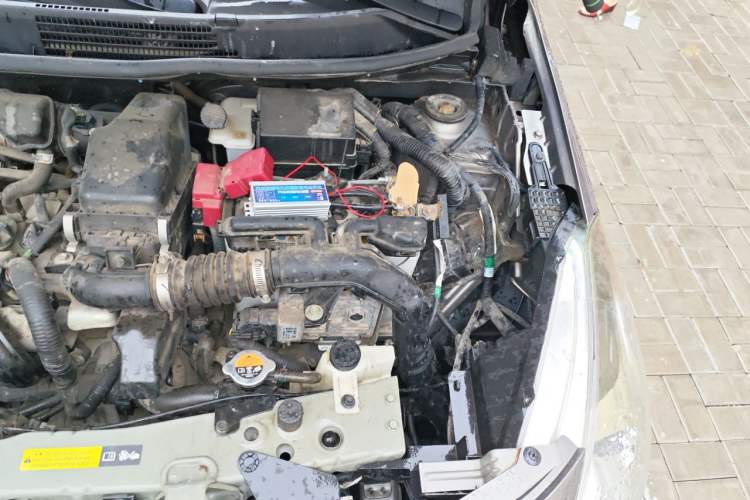 Used Nissan Sunny 2014 1.5XE CVT Elite Edition Engine Bay Left