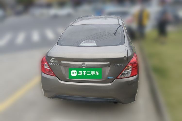 Used Nissan Sunny 2014 1.5XE Manual Comfort Edition Exterior 4