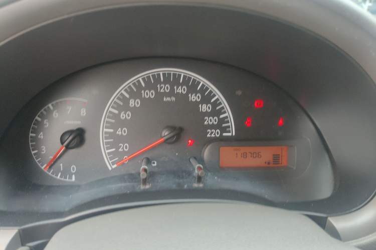 Used Nissan Sunny 2014 1.5XE Manual Comfort Edition Instrument Cluster