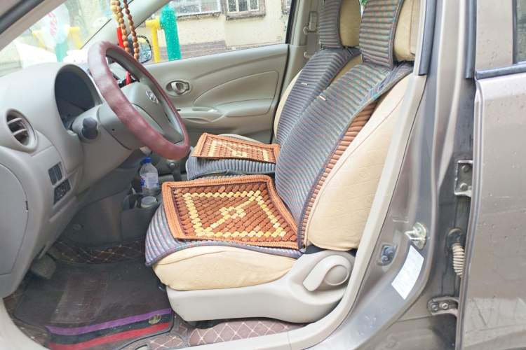 Used Nissan Sunny 2014 1.5XE CVT Elite Edition Left Front Seat