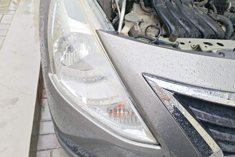 Used Nissan Sunny 2014 1.5XE CVT Elite Edition Right Front Headlight
