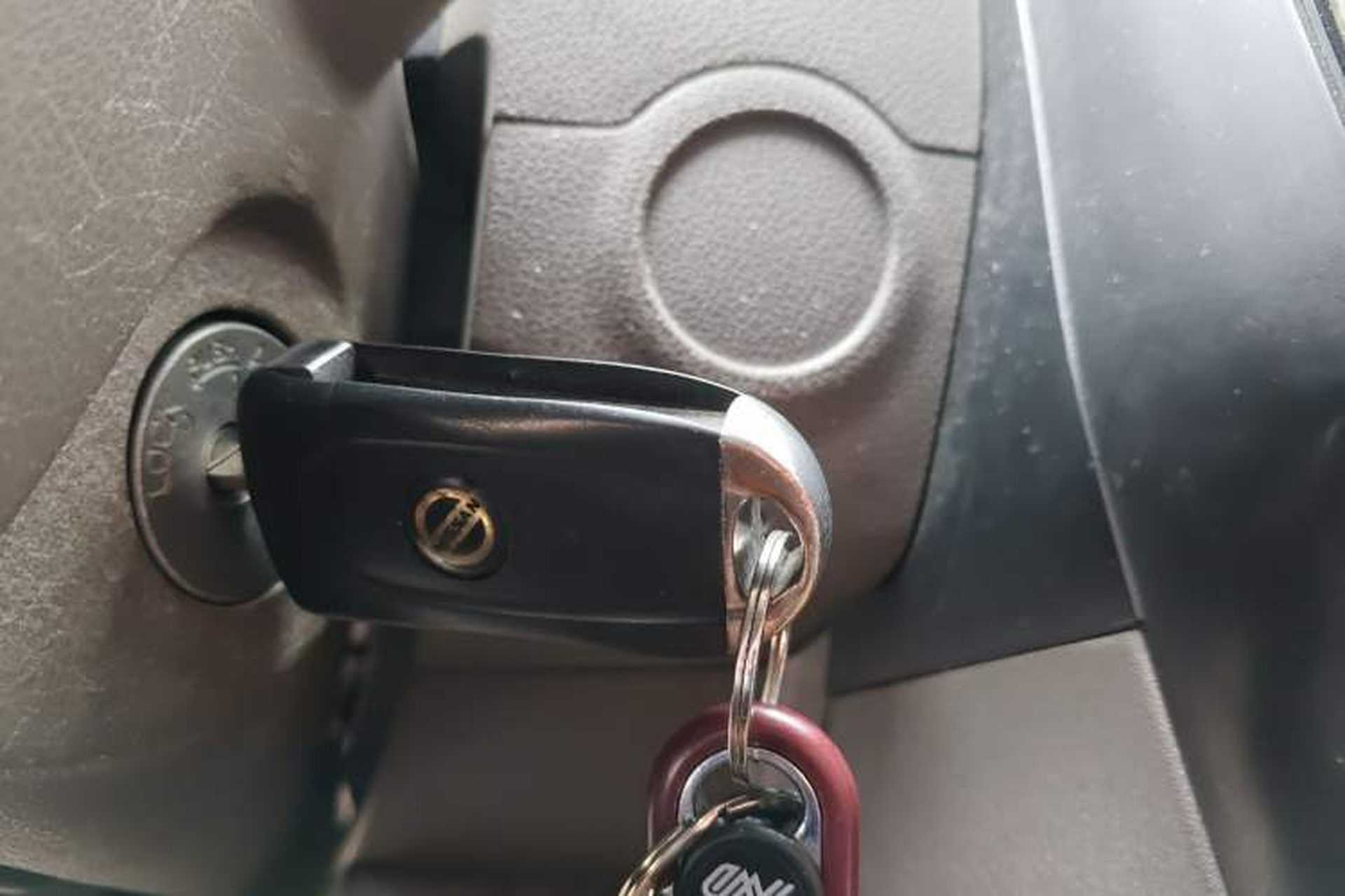 Used Nissan Sunny 2014 1.5XE Manual Elite Edition Vehicle Key