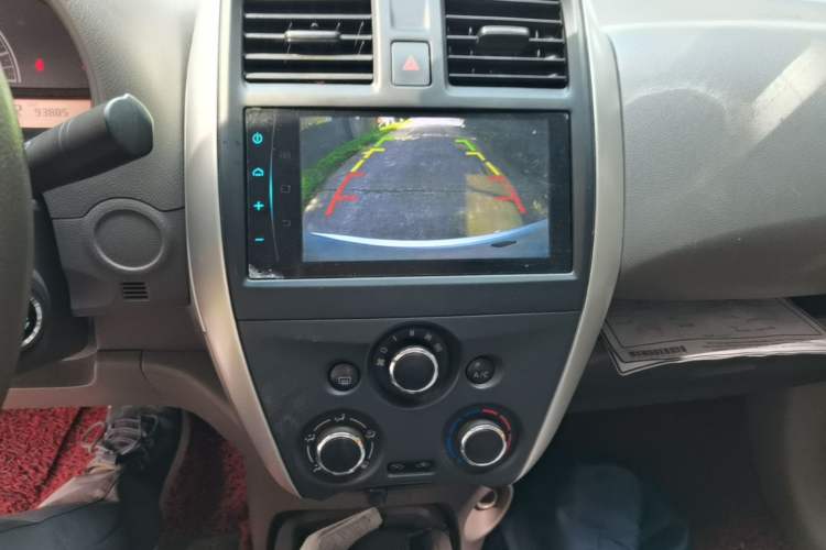 Used Nissan Sunny 2014 1.5XE CVT Elite Edition Audio And AC Panel