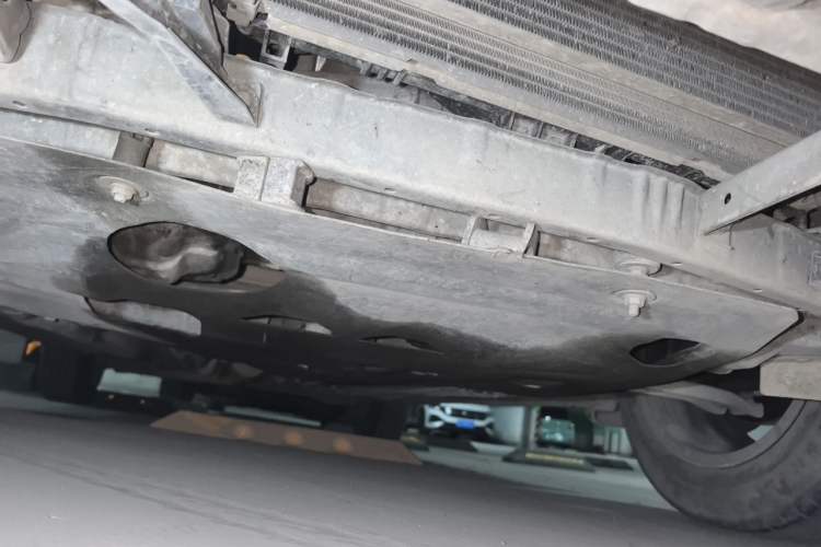 Used Nissan Sunny 2014 1.5XE Manual Comfort Edition Chassis Front