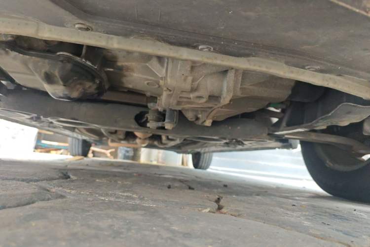 Used Nissan Sunny 2014 1.5XE Manual Elite Edition Chassis Front