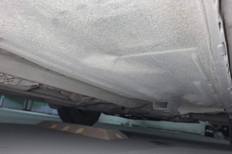 Used Nissan Sunny 2014 1.5XE Manual Comfort Edition Chassis Front Right