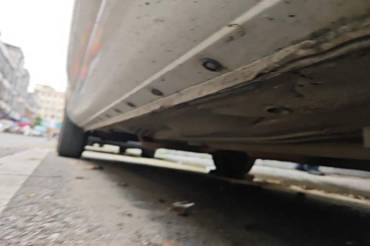 Used Nissan Sunny 2014 1.5XE Manual Elite Edition Chassis Front Right