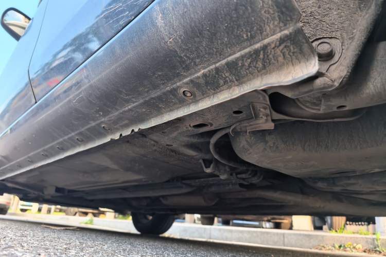 Used Nissan Sunny 2014 1.5XE Manual Elite Edition Chassis Rear Left