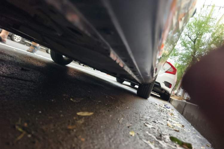 Used Nissan Sunny 2014 1.5XE Manual Elite Edition Chassis Rear Right
