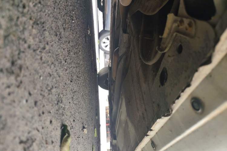 Used Nissan Sunny 2014 1.5XE Manual Comfort Edition Chassis Rear Right