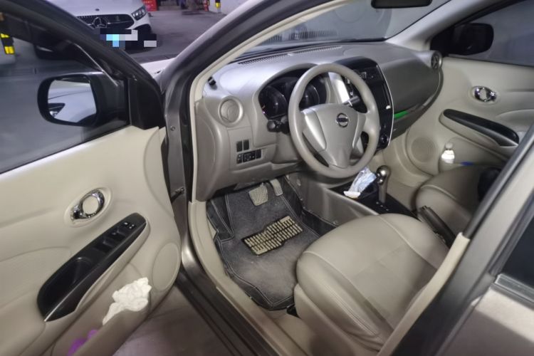 Used Nissan Sunny 2014 1.5XL CVT Luxury Edition Driver Seat
