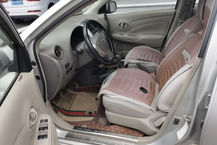 Used Nissan Sunny 2014 1.5XE Manual Elite Edition Driver Seat