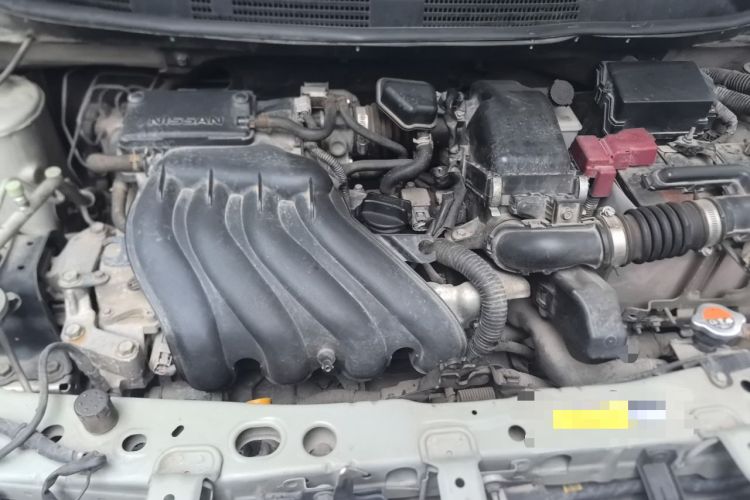 Used Nissan Sunny 2014 1.5XE Manual Elite Edition Engine Bay