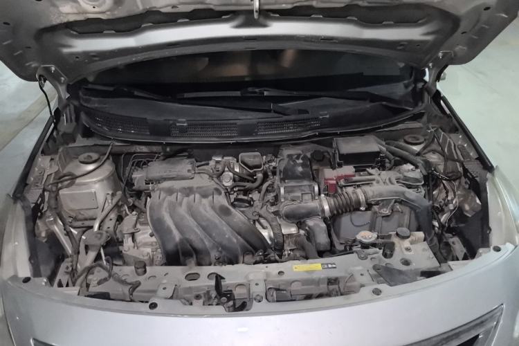 Used Nissan Sunny 2014 1.5XE Manual Comfort Edition Engine Bay