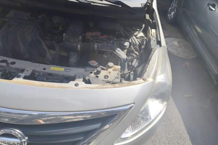 Used Nissan Sunny 2014 1.5XE Manual Comfort Edition Engine Bay Left
