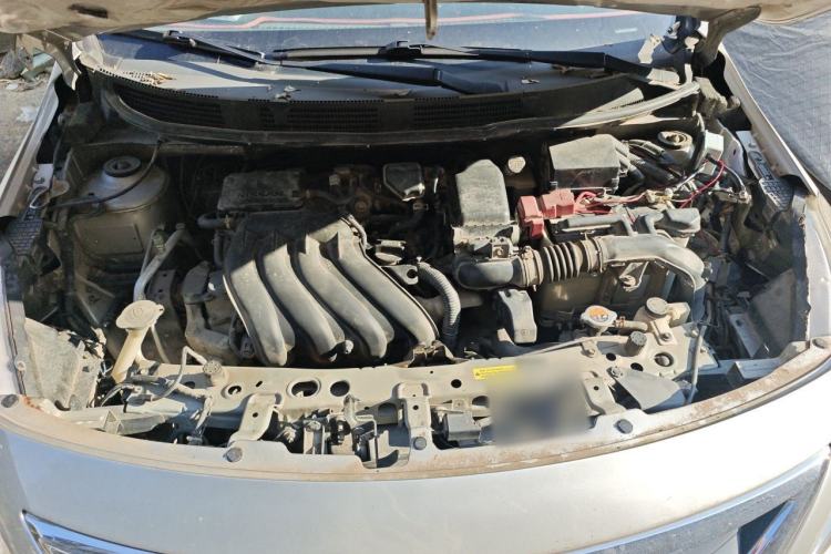 Used Nissan Sunny 2014 1.5XE Manual Comfort Edition Engine Bay