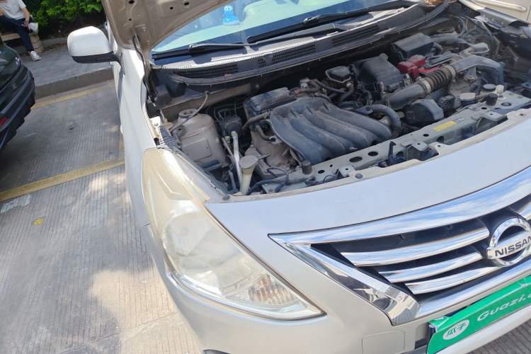 Used Nissan Sunny 2014 1.5XE CVT Elite Edition Engine Bay Right